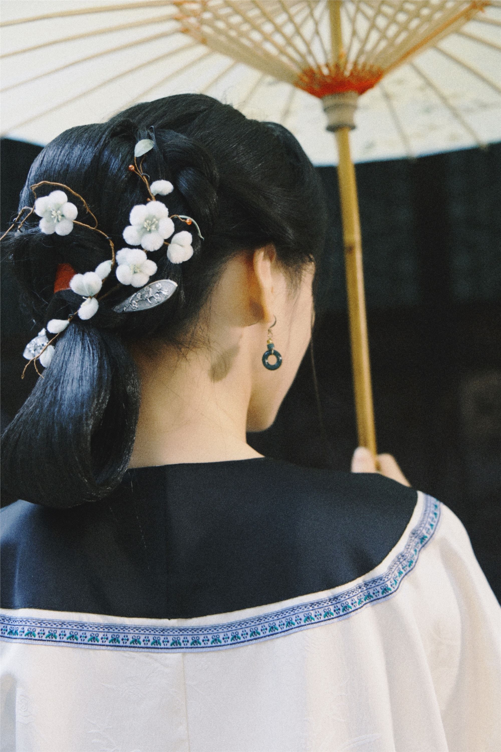 YITUYU艺图语 2025.01.12 锁清秋 珠珠